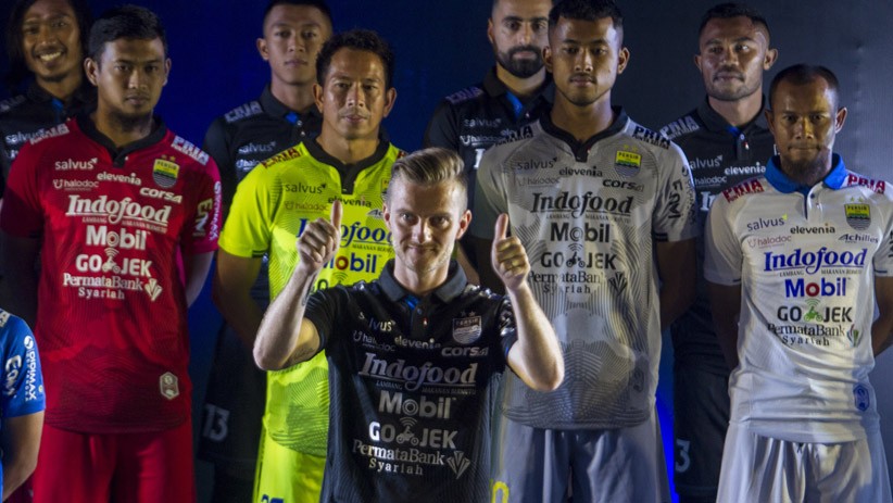 Ini Dia 31 Pemain Persib Bandung dengan Jersey Baru - Bagian 2