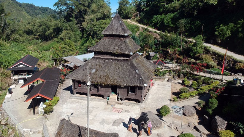 Wisata Religi ke Masjid Tertua di Indonesia - Bagian 1