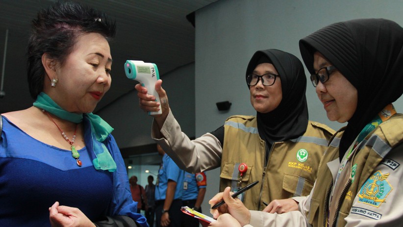 Waspada Cacar Monyet, Petugas Karantina Periksa Penumpang Bandara Soekarno Hatta - Bagian 1