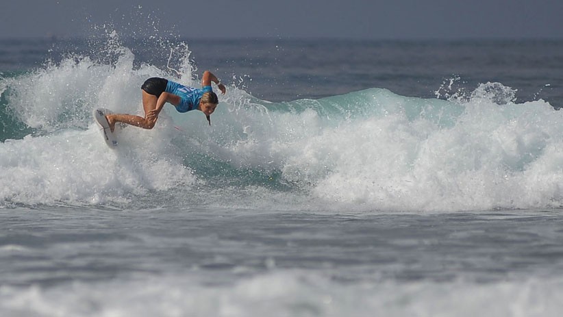 Aksi Peselancar Mancanegara Ikuti Kejuaraan Dunia di Bali - Bagian 2