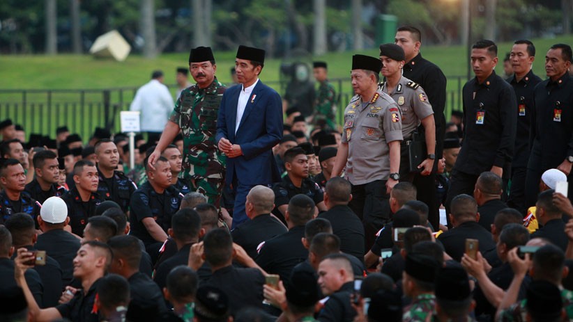 Presiden Jokowi Buka Puasa Bersama Prajurit TNI-Polri - Bagian 3