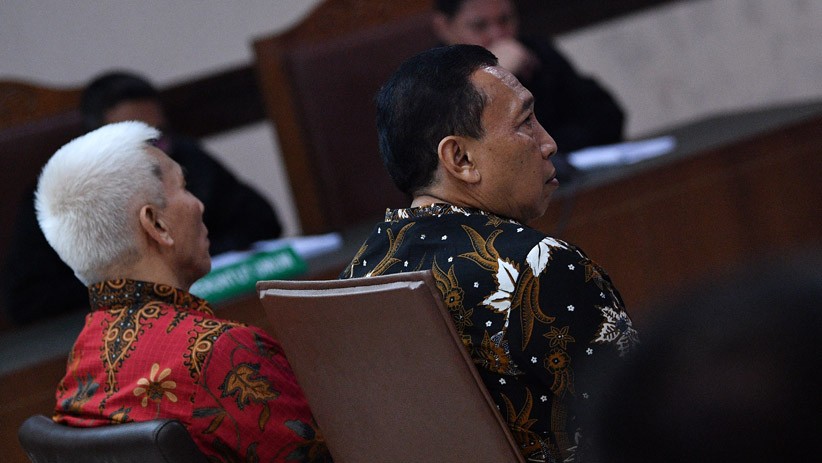 Suap Pejabat Kemenpora, Sekjen KONI Divonis 2 Tahun 8 Bulan Penjara - Bagian 2