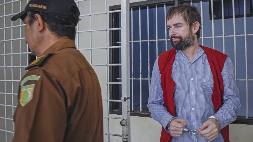 Selundupkan Sabu ke NTB, Warga Prancis Divonis Hukuman Mati - Bagian 3