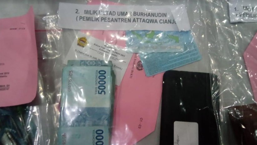 257 Orang Jadi Tersangka Kerusuhan, Clurit hingga Bom Molotov Disita - Bagian 4