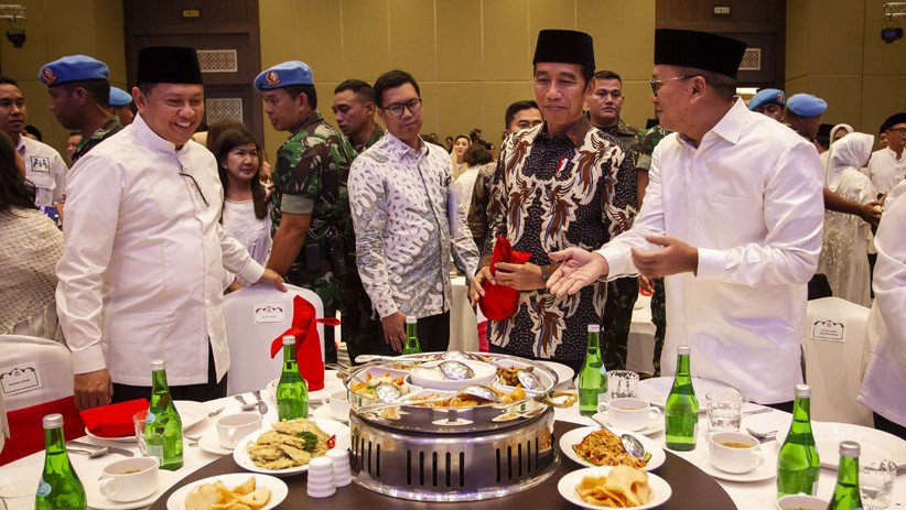 Presiden Jokowi Buka Puasa Bersama Keluarga Besar Kadin - Bagian 2