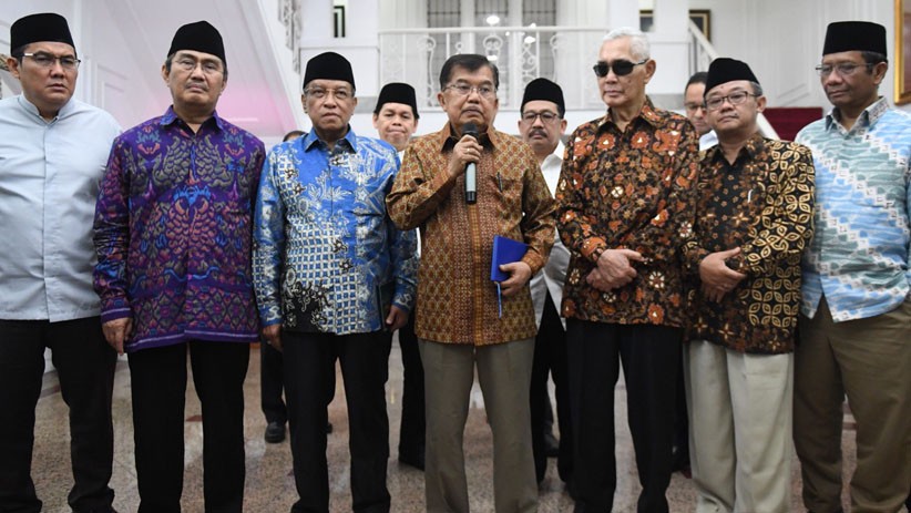 Wapres JK Kumpulkan Tokoh-Tokoh Nasional Bahas Persatuan Bangsa - Bagian 1