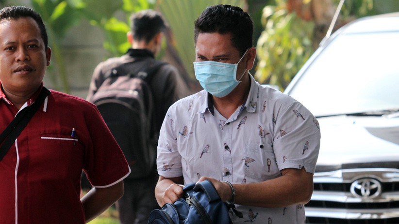 Diduga Terima Suap Ratusan Juta, Kepala Imigrasi Mataram Kena OTT KPK - Bagian 1