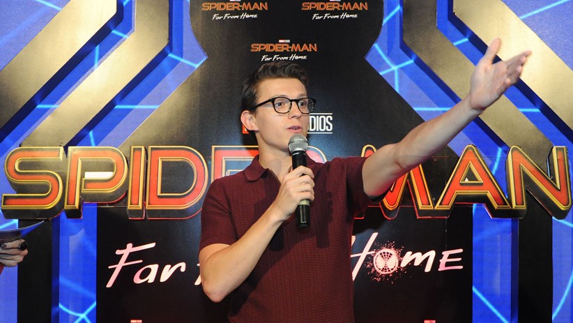 Tom Holland, Aktor Spider-Man Sapa Penggemar di Bali - Bagian 1