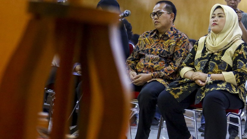 Terima Suap Proyek Meikarta, Bupati Bekasi Nonaktif Divonis 6 Tahun Penjara - Bagian 2