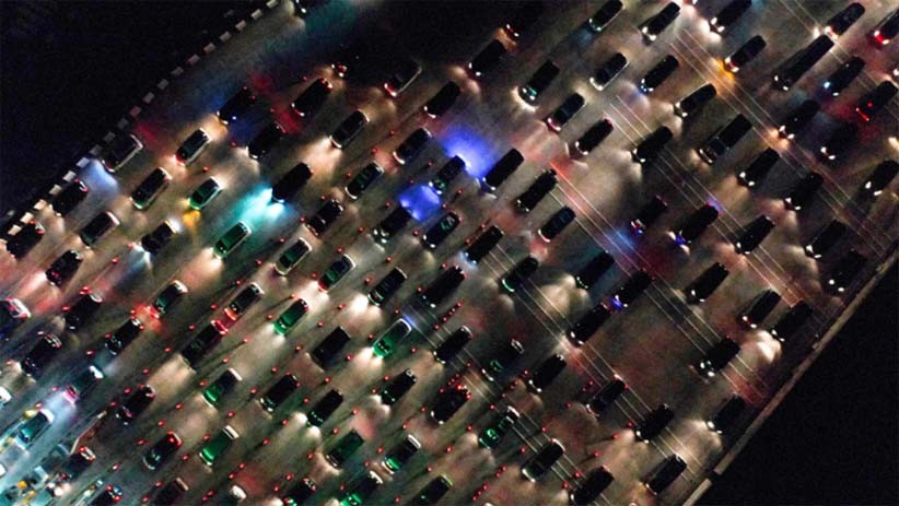 Penampakan dari Udara Puncak Arus Mudik di Tol Cikampek - Bagian 4