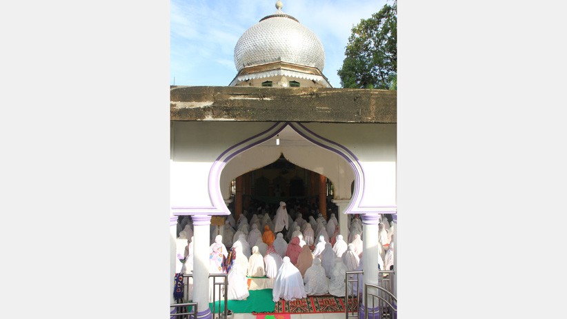 Jemaah Tarekat Syattariyah Aceh dan Naqsabandiyah Padang Lebaran Hari Ini