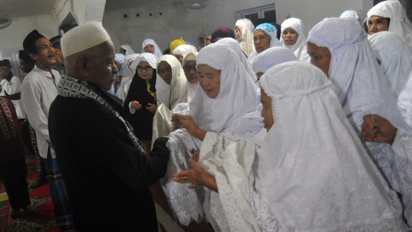 Jemaah Tarekat Syattariyah Aceh dan Naqsabandiyah Padang Lebaran Hari Ini