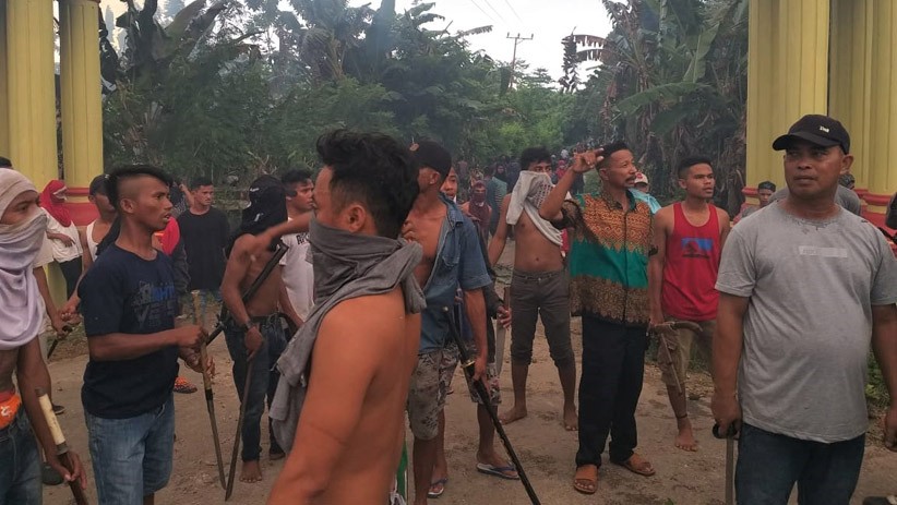 Keributan Antarpemuda di Buton, 87 Rumah Hangus Dibakar - Bagian 4