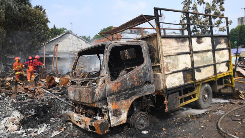 21 Rumah Kontrakan dan Lapak Pemulung Pasar Minggu Ludes Terbakar - Bagian 3