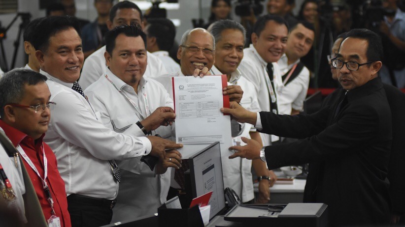 TKN Serahkan Bukti Jawaban atas Gugatan Hasil Pemilu ke MK - Bagian 2