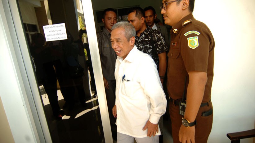 Penahanan Pelawak Qomar Ditangguhkan karena Alasan Sakit Asma Akut - Bagian 2