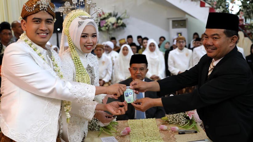 Wapres JK Jadi Saksi Nikah Putri Khofifah Indar Parawansa