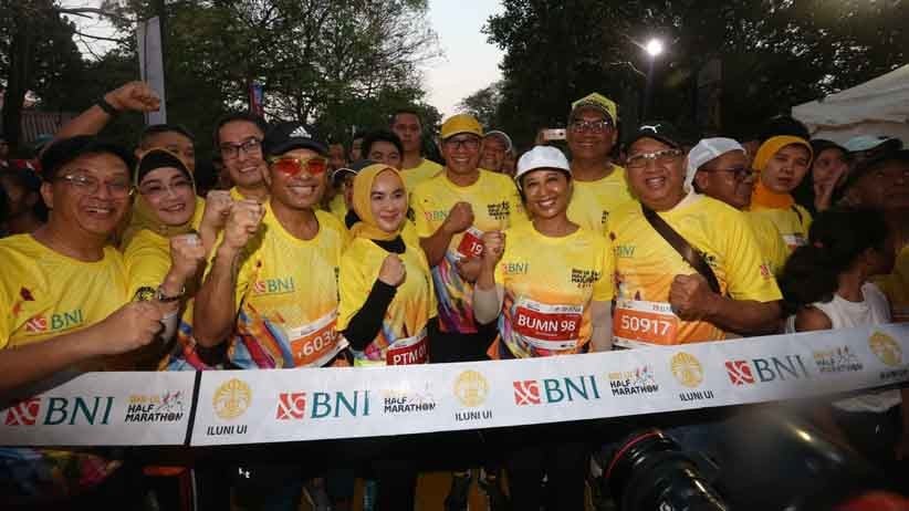 Ribuan Peserta Meriahkan BNI-UI Half Marathon 2019 - Bagian 2