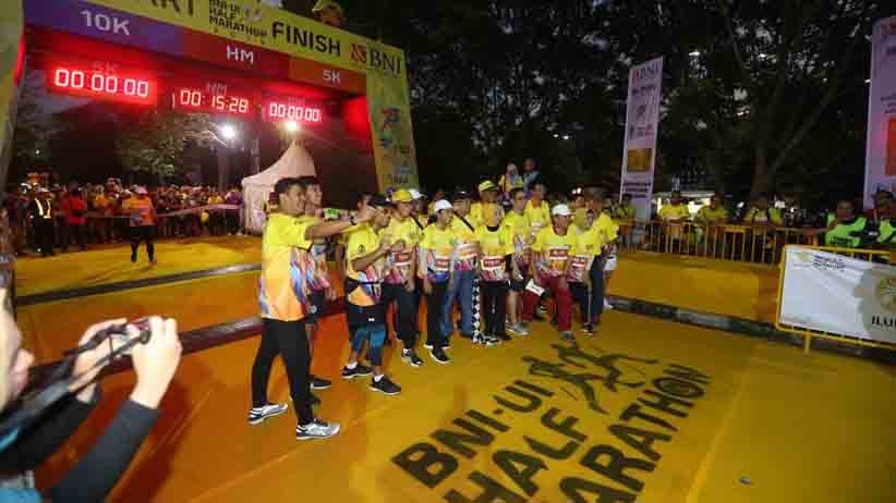 Ribuan Peserta Meriahkan BNI-UI Half Marathon 2019 - Bagian 3