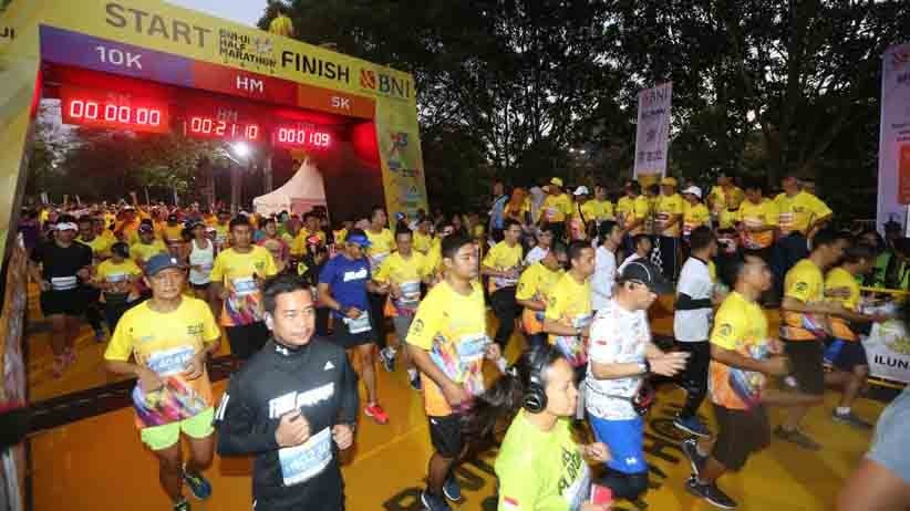 Ribuan Peserta Meriahkan BNI-UI Half Marathon 2019 - Bagian 5
