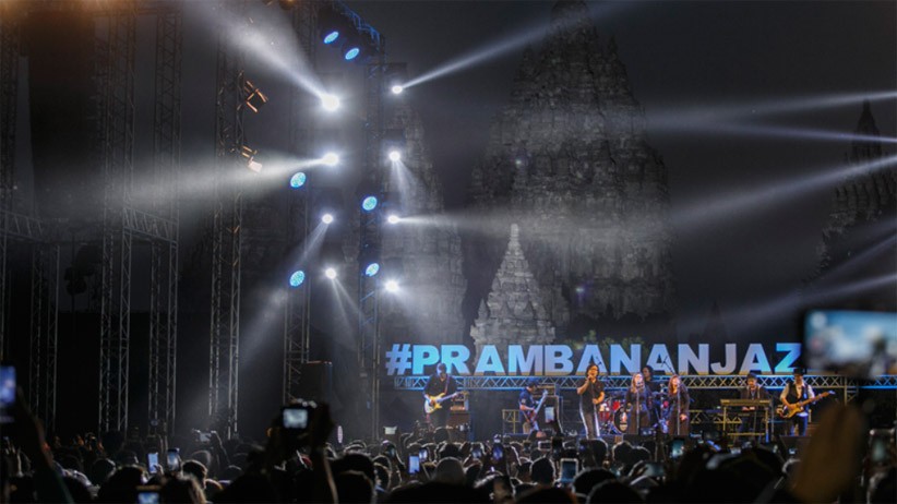 Penampilan Ari Lasso Hibur Penggemar saat Prambanan Jazz Festival 2019 - Bagian 1