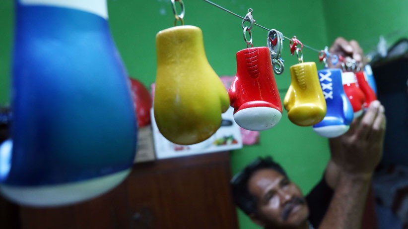 Sarung Tinju Berbahan Fiber Ini Diekspor ke Korsel hingga Australia - Bagian 2