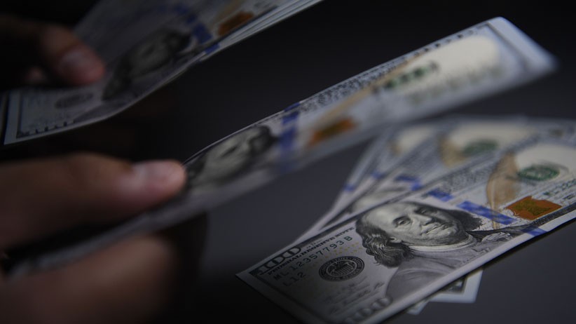 Dolar AS Menguat karena Investor Beralih ke Safe Haven