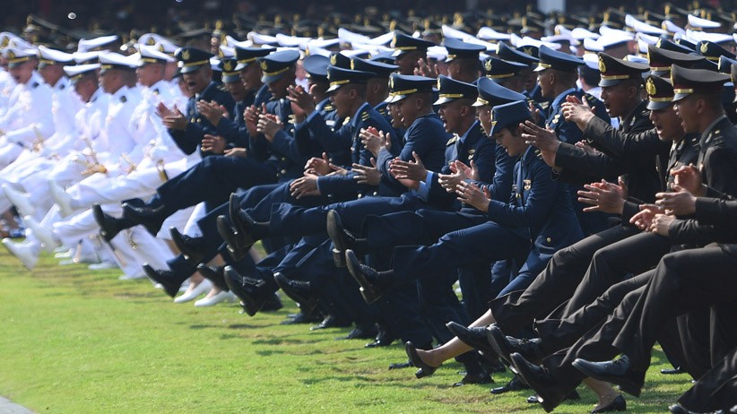 Momen Pelantikan 781 Perwira Akmil dan Akpol di Istana Merdeka - Bagian 1