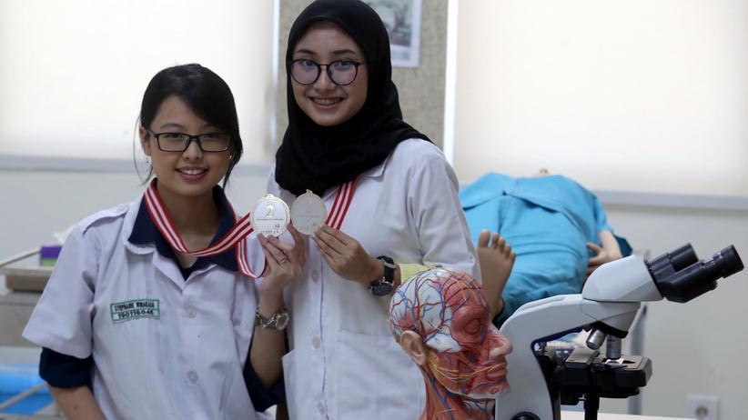 Mahasiswa Kedokteran Universitas Surabaya Raih Juara II RMO 2019 - Bagian 3