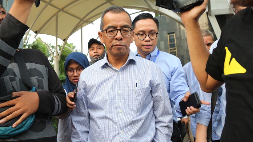Emirsyah Satar Diperiksa KPK sebagai Tersangka Dugaan Suap Pengadaan Pesawat - Bagian 1