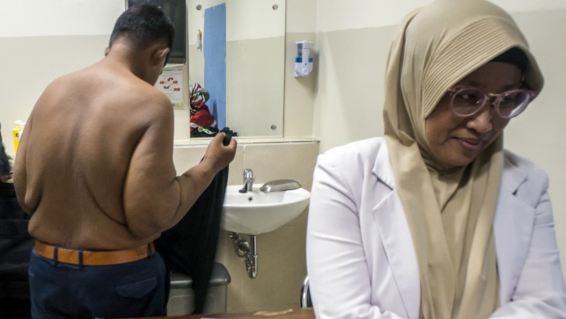 Eks Penderita Obesitas Arya Permana Siap Jalani Operasi Plastik - Bagian 2
