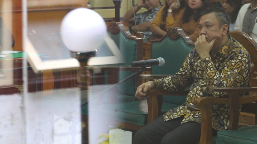 Terima Suap, Bupati Pakpak Bharat Nonaktif Divonis 7 Tahun Penjara - Bagian 2