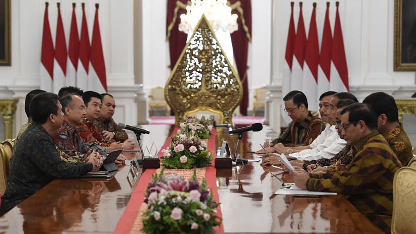 CEO Softbank, Grab dan Tokopedia Bertemu Presiden Jokowi Bahas Investasi - Bagian 1