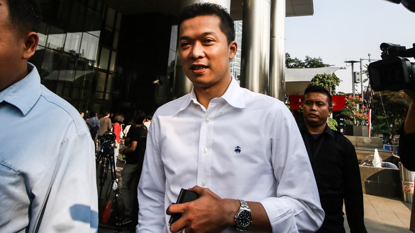 Mantan Atlet Bulu Tangkis Taufik Hidayat Diperiksa KPK - Bagian 2