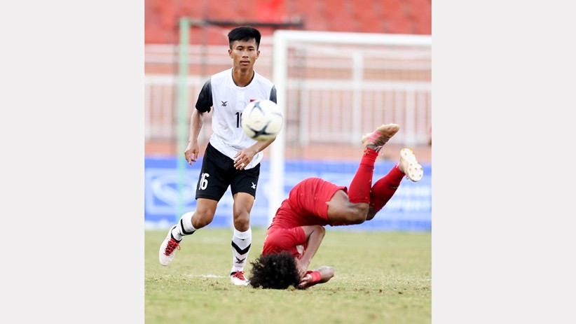 Kalahkan Laos, Timnas Indonesia Lolos Semifinal Piala AFF U-18 - Bagian 3