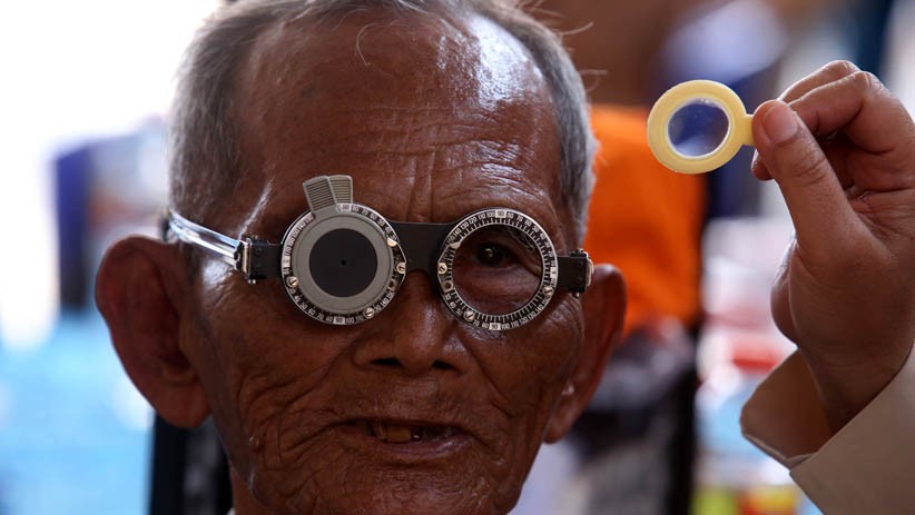 Lanudal Juanda Gelar Pemeriksaan Mata Gratis untuk Warga Jatim