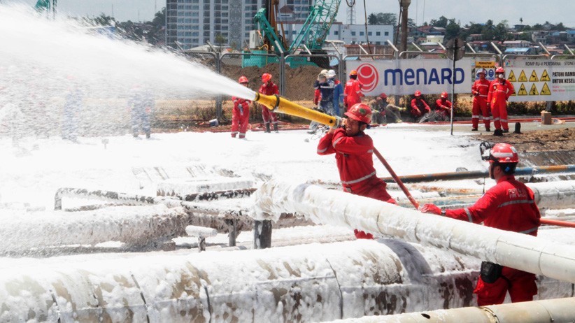 3 Jam Terbakar, Kilang Balikpapan Pertamina Berhasil Dipadamkan - Bagian 2