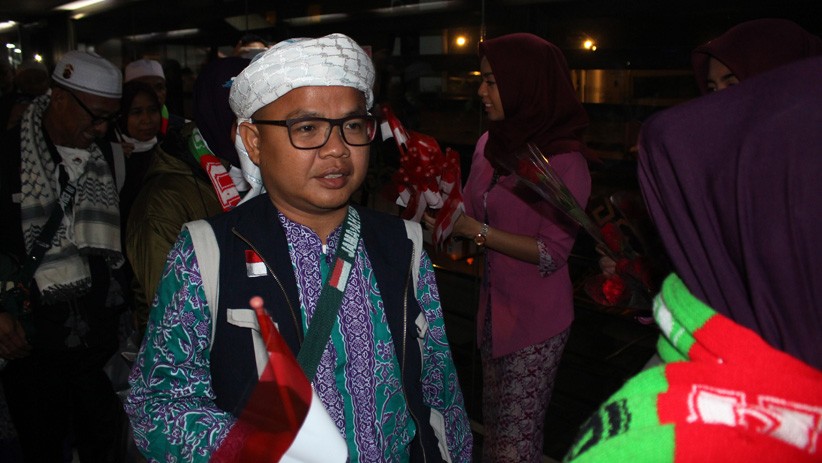 410 Jemaah Haji Kloter Pertama Tiba di Indonesia - Bagian 2