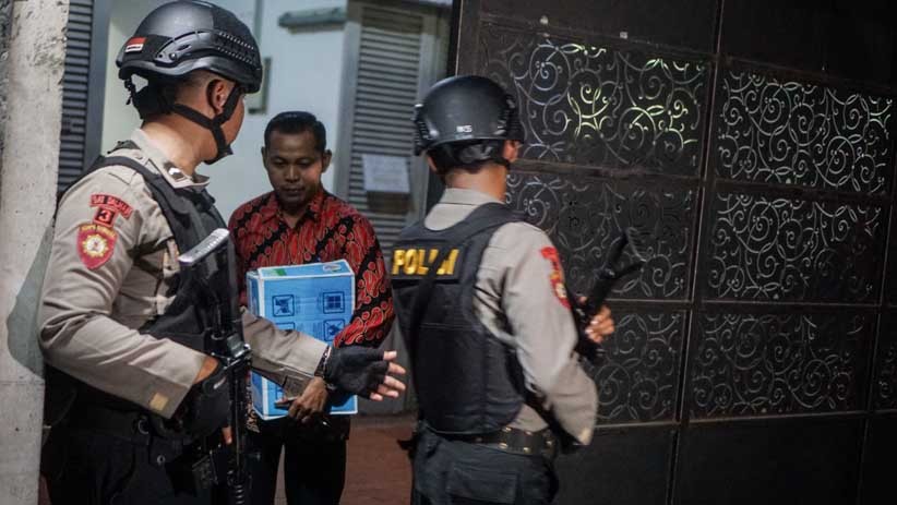 Kasus Suap Jaksa Kejari Yogyakarta, KPK Geledah Kantor Konstruksi - Bagian 1