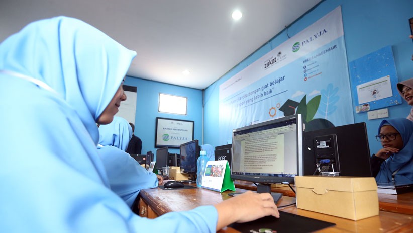 PALYJA Berikan Beasiswa Pelatihan bagi Remaja Putus Sekolah dan Kurang Mampu - Bagian 5