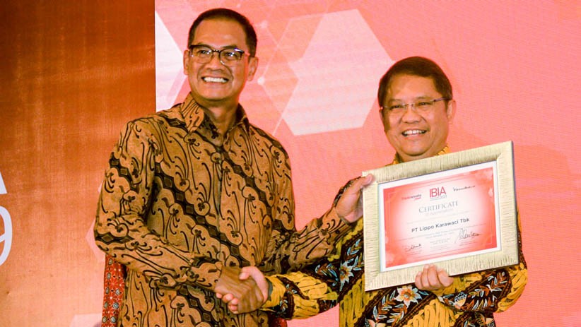 Menkominfo Beri Penghargaan IBIA 2019 kepada Lippo Karawaci - Bagian 1