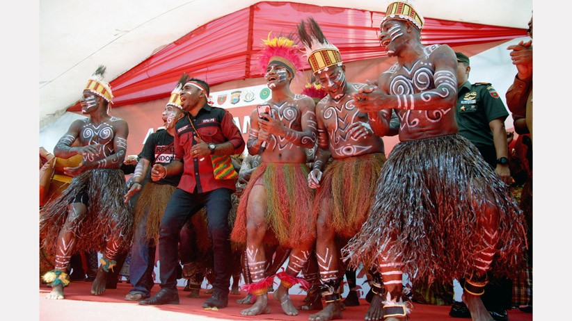 Mahasiswa Papua Ikuti Apel Kebangsaan untuk Indonesia Damai - Bagian 2