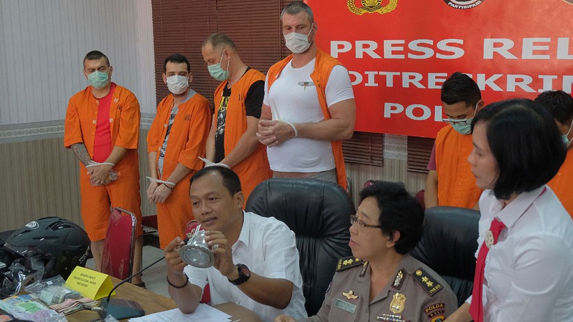 Bobol ATM, 4 Warga Bulgaria Ditangkap Polisi - Bagian 2