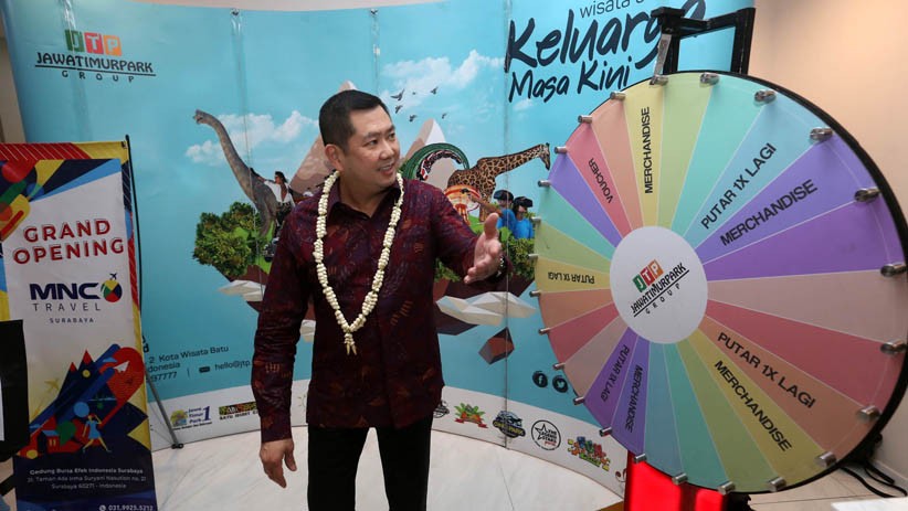 HT Resmikan MNC Travel Surabaya - Bagian 4