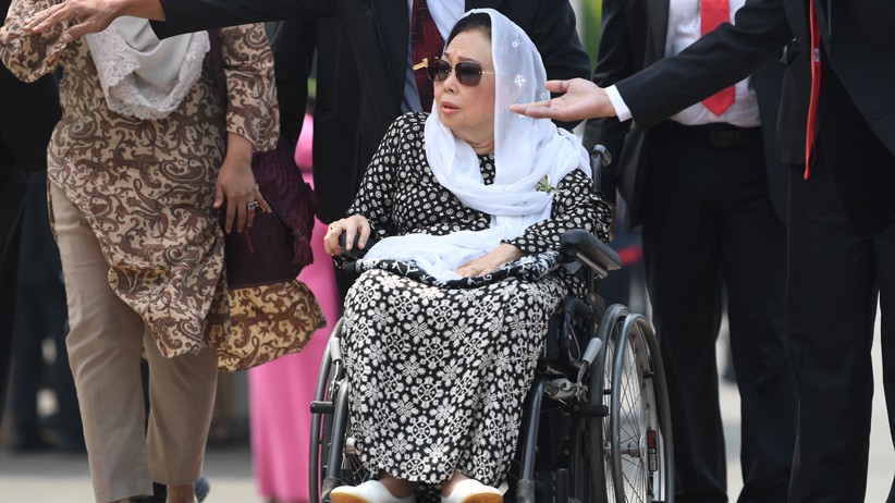 Tokoh-Tokoh Hadiri Prosesi Pemakaman BJ Habibie di TMP Kalibata - Bagian 4