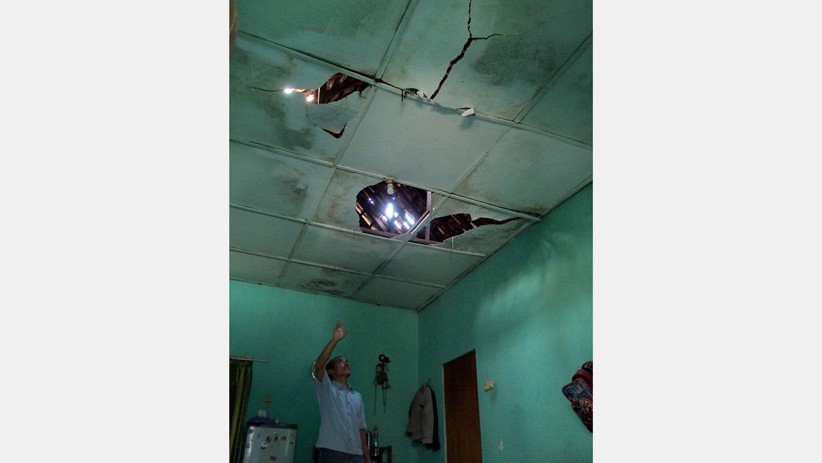 Gudang Bahan Peledak Brimob Polda Jateng Meledak, Atap Rumah Warga Hancur