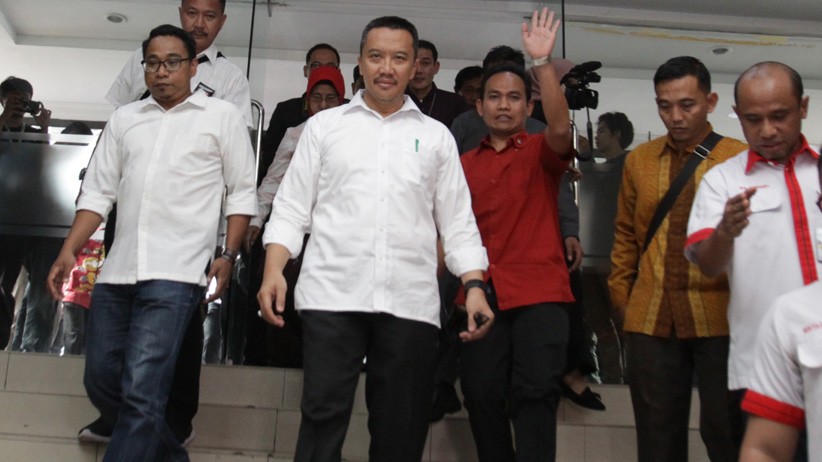 Ekspresi Imam Nahrawi Mundur dari Menpora setelah Ditetapkan Tersangka - Bagian 2