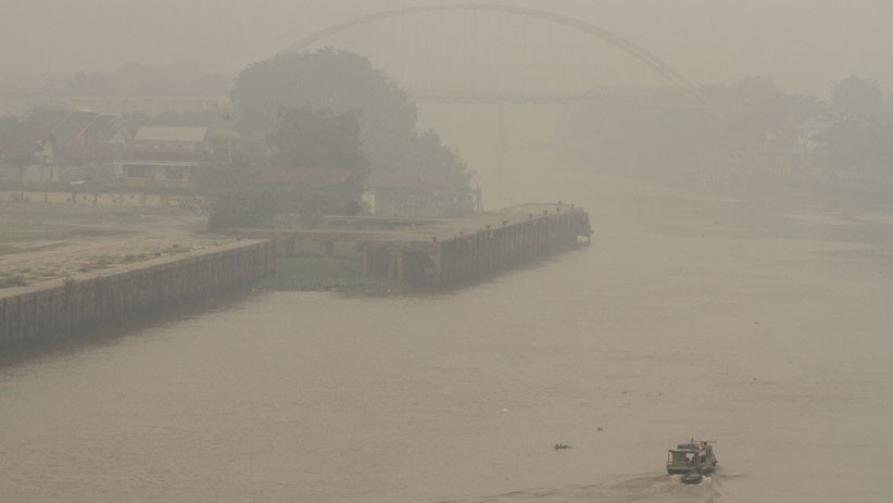 Kabut Asap Semakin Parah di Pekanbaru, Kualitas Udara Sangat Buruk - Bagian 1