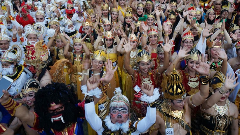 257 Seniman Pecahkan Rekor MURI Pemakaian Kostum Wayang Orang Terbanyak - Bagian 3