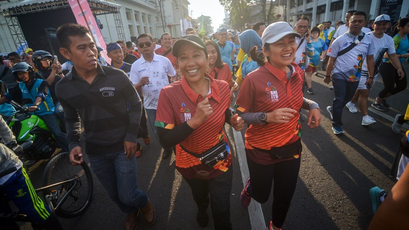 Pelari Gunakan Aplikasi LinkAja saat BNI ITB Ultra Marathon 2019 - Bagian 2